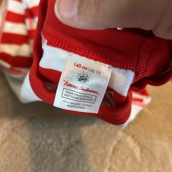 Hanna Andersson Kids Dr. Seuss Grinch Long John Pajama Set Color: Max Size: 10 - Picture 4 of 7